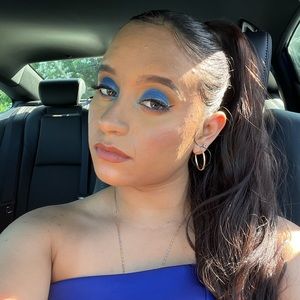 Meet your Posher, Jenifer